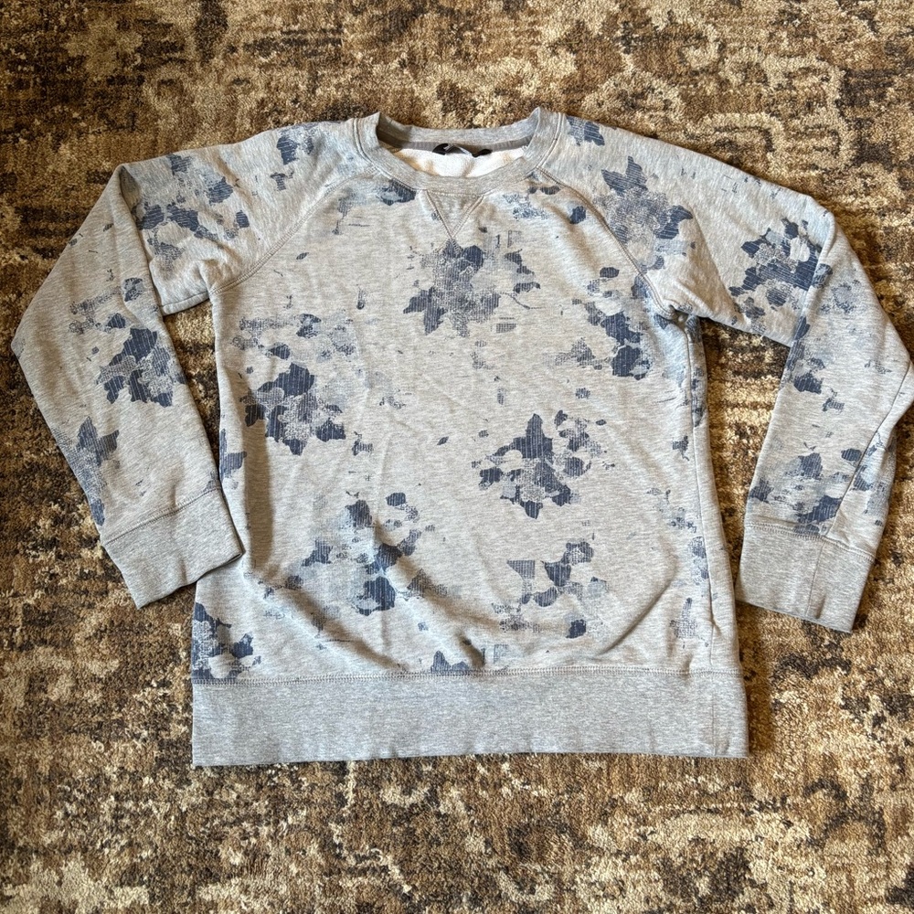 The North Face Women’s Small Grey Blue Paint Splatter Abstract Pullover Sweater